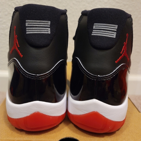 Jordan 11 Breds - Picture 3 of 7